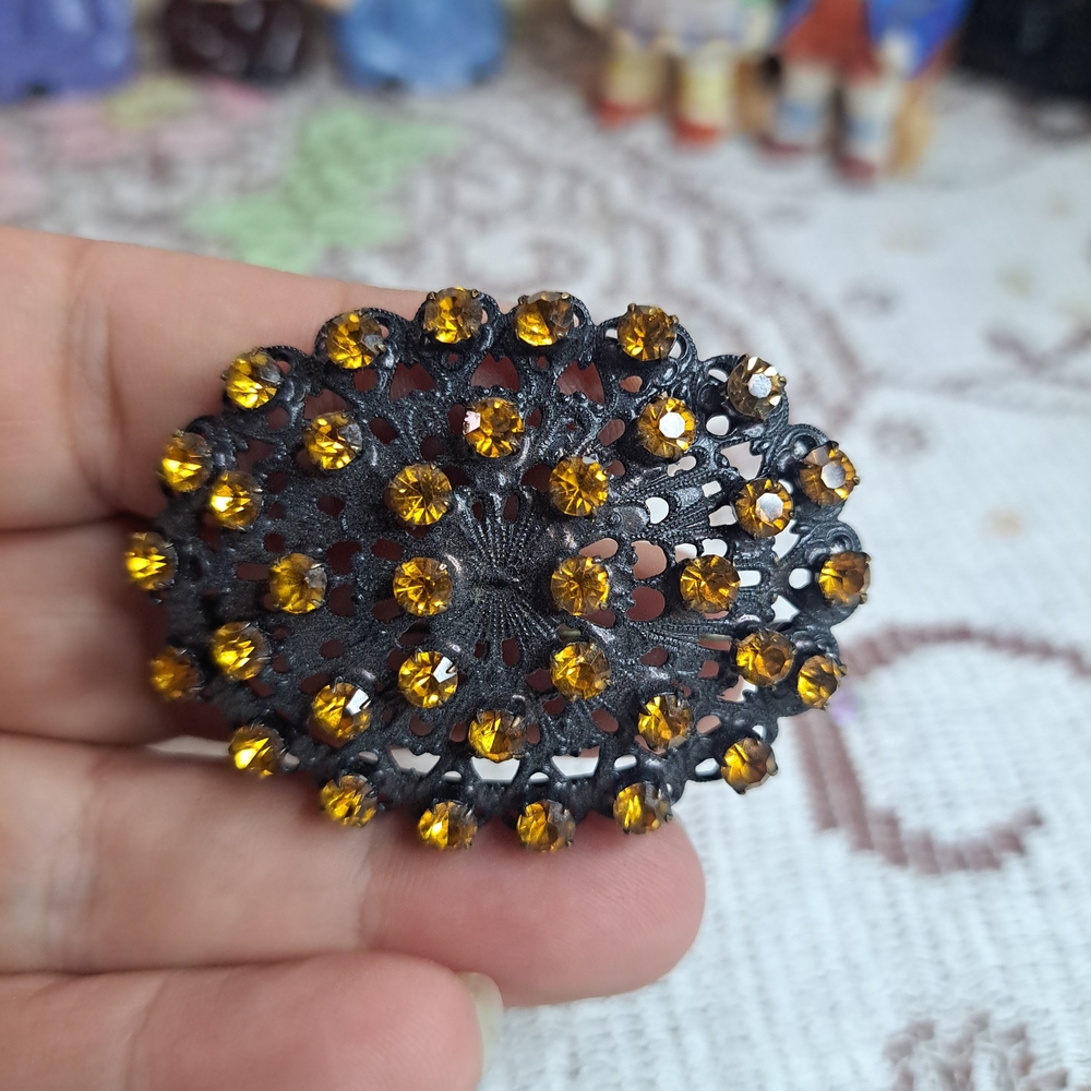 Vintage Dark Brown Filigree Brooch with Amber Stones - Unbranded